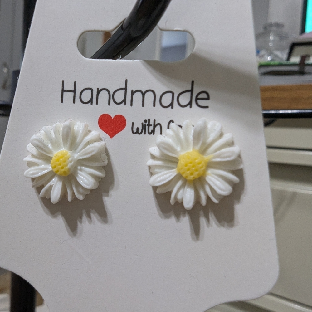 Handmade Daisy Earrings